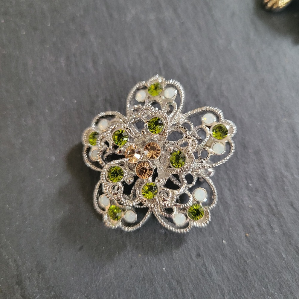 Vintage Peridot Rhinestone Olivine Milk Glass Flower Brooch 1.5" Cottagecore 90s
